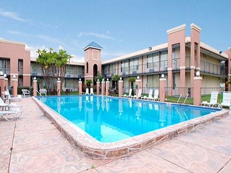 Stayable Lakeland Buitenkant foto